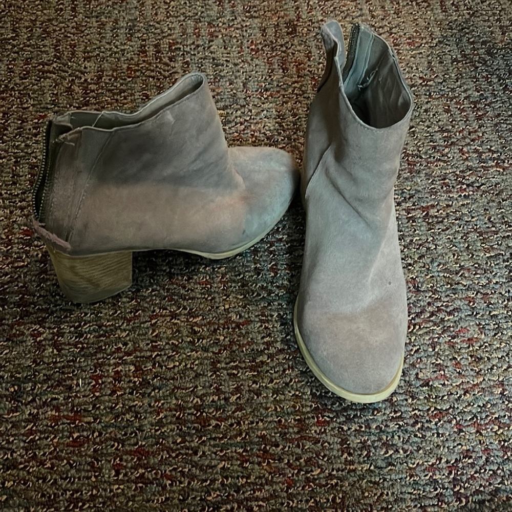 Urban outfitters suede tan boots